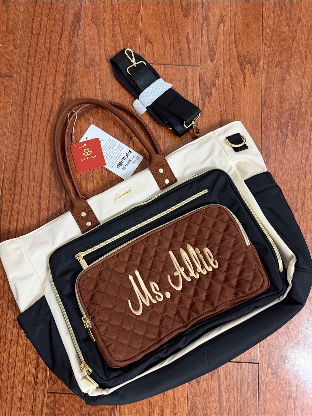 LOVEVOOK Teacher Tote Bag-with
 monogrammed “Allie”